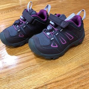 Keen hiking shoes for toddlers